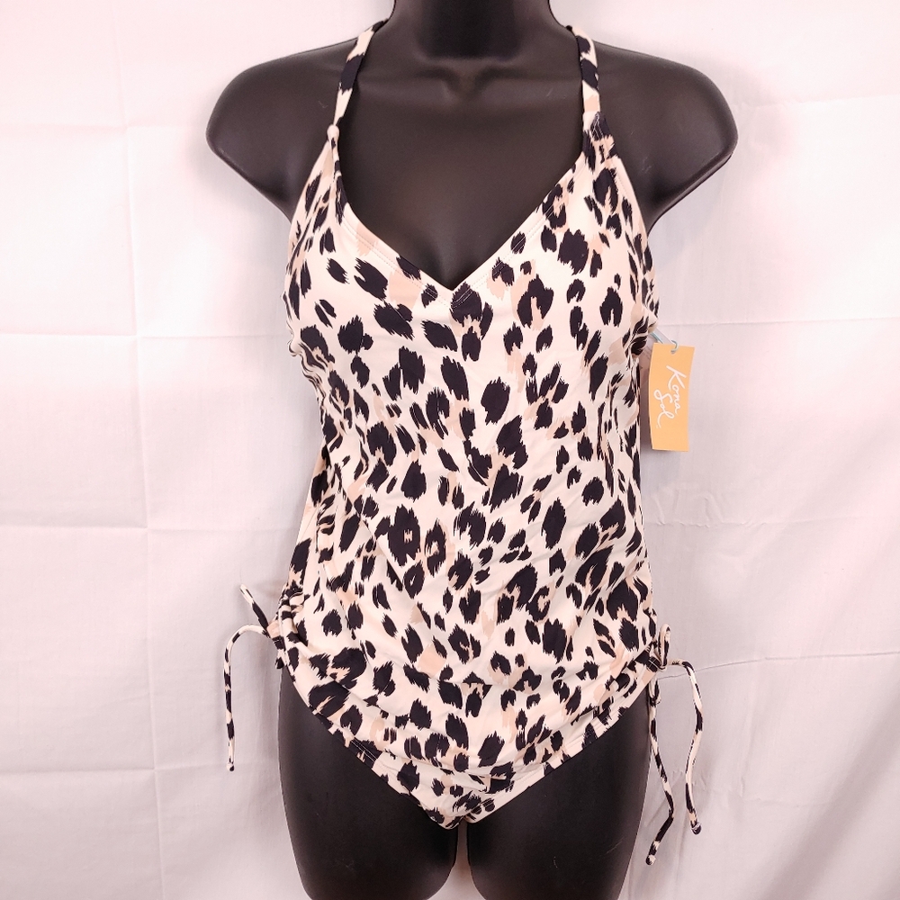 Kona Sol Women's Leopard Print Medium Coverage OnePiece Swimsuit Size Medium NWT
